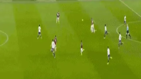 大乐透期号专家推荐：防守至上的时代，梅西独守前场之道